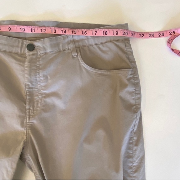 Faherty || Movement 5-Pocket Pant Fossil Grey 40 x 32 - Picture 8 of 10